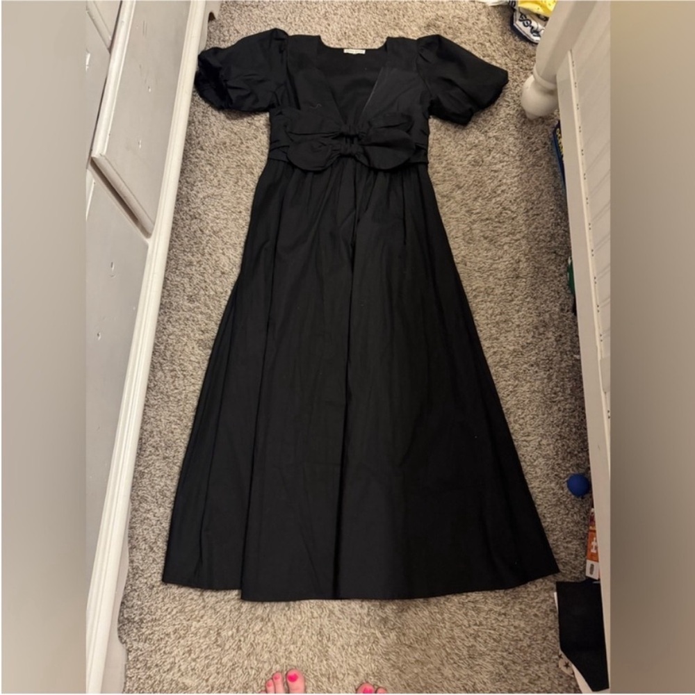 Revolve dress size small